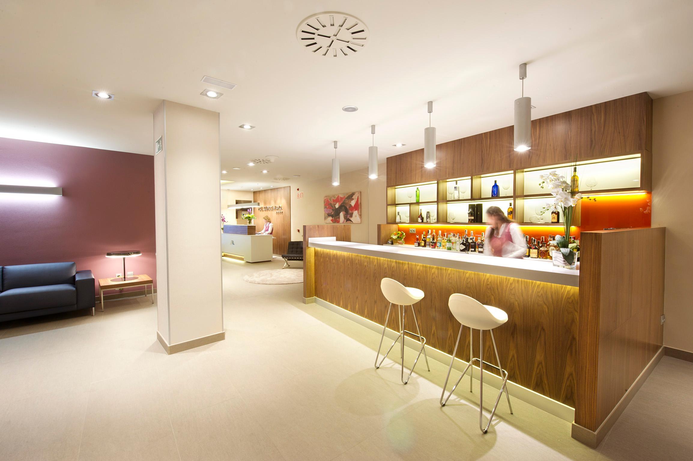 塞尔科蒂尔城·德米兰达酒店 米兰达德埃布罗 外观 照片